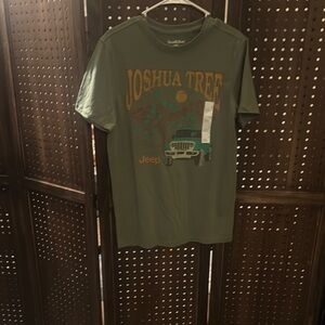Goodfellow & Co Green Short Sleeve Tee‎ Joshua Tree Graphic